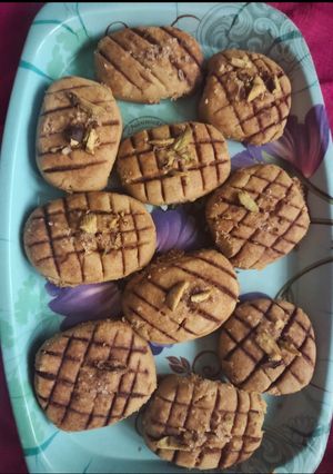 A picture of Wheat flour biscuits.