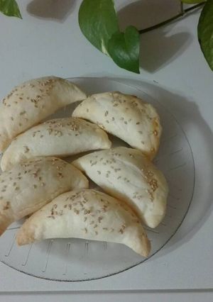 Una foto de Sambusac, son unas empanaditas de soufflé de queso