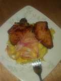 Mangú de plátano con chuleta y cebolla