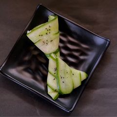 A picture of Cucumber Onigiri.