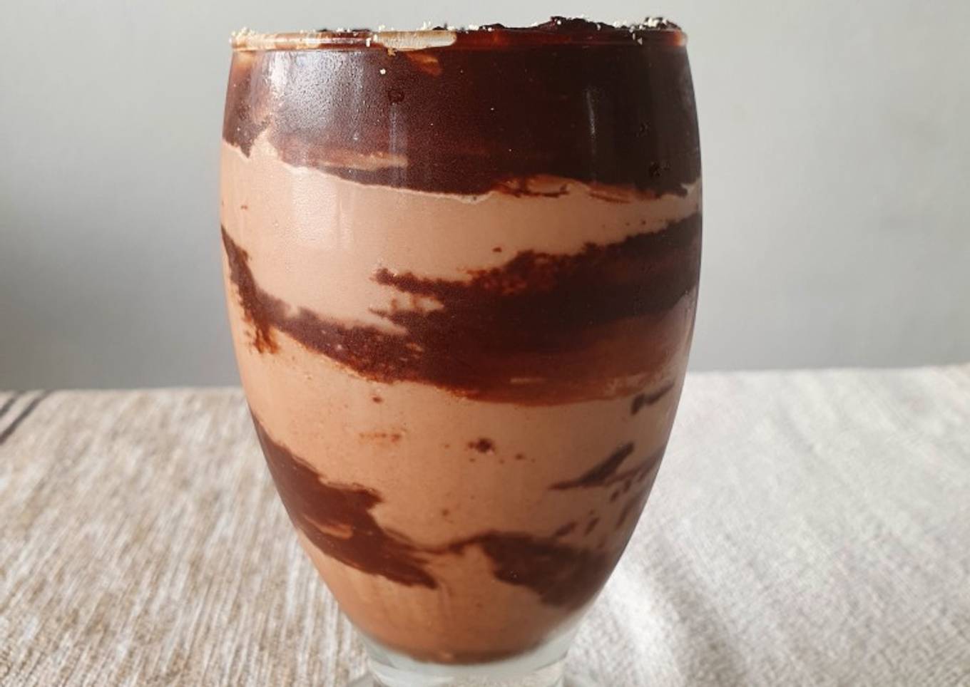 Frappé de cocoa y mazapán