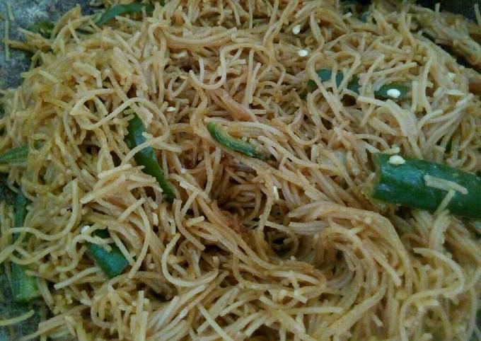 Yuk intip, Resep  memasak Bihun goreng cabe hijau ala nasi kotak  gurih