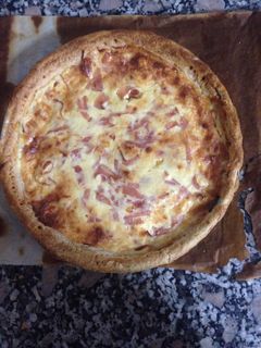 Una foto de Quiche de jamón y queso