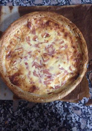 Una foto de Quiche de jamón y queso 