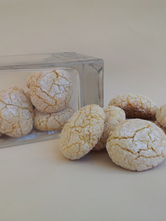 Una foto de Galletas craqueladas de almendras al aroma de azahar
