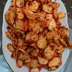 รูปของ Krupuk seblak ala aku lefel 100 pedes nya😻😻