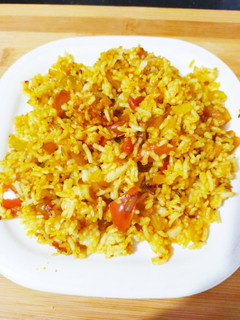 टोमेटो राइस (tomato rice recipe in Hindi) रेसिपी मुख्य फोटो