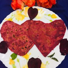 A picture of Beetroot paratha.