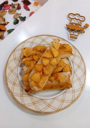 صورة لوصفة رولات التفاح بالقرفة وزبدة الفول السوداني🍎