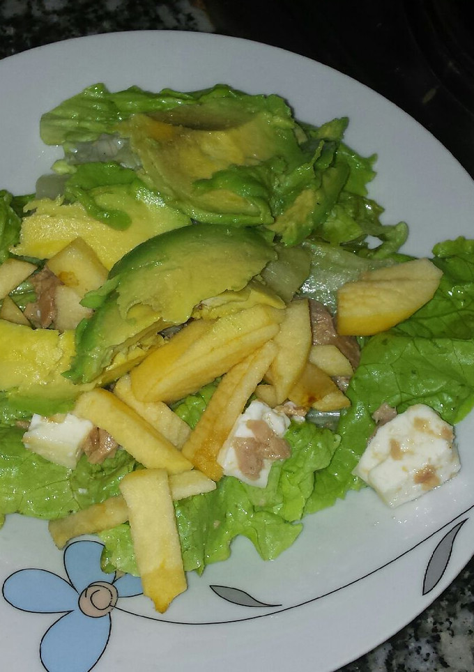 Una foto de Ensalada de aguacate 