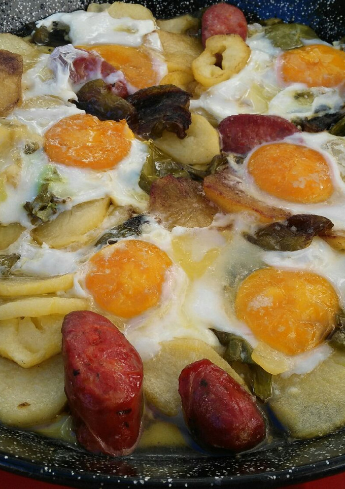 Una foto de Patatas a lo pobre 