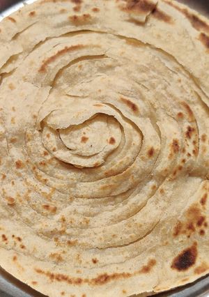 A picture of Laccha Paratha.