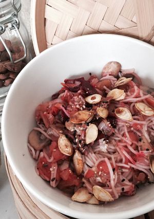 Una foto de Salteado con fideos de arroz