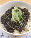 Mì tương đen kiểu Hàn (jajangmyeon)