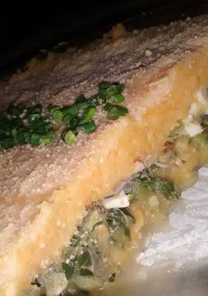 Una foto de Pastel de pollo y acelga