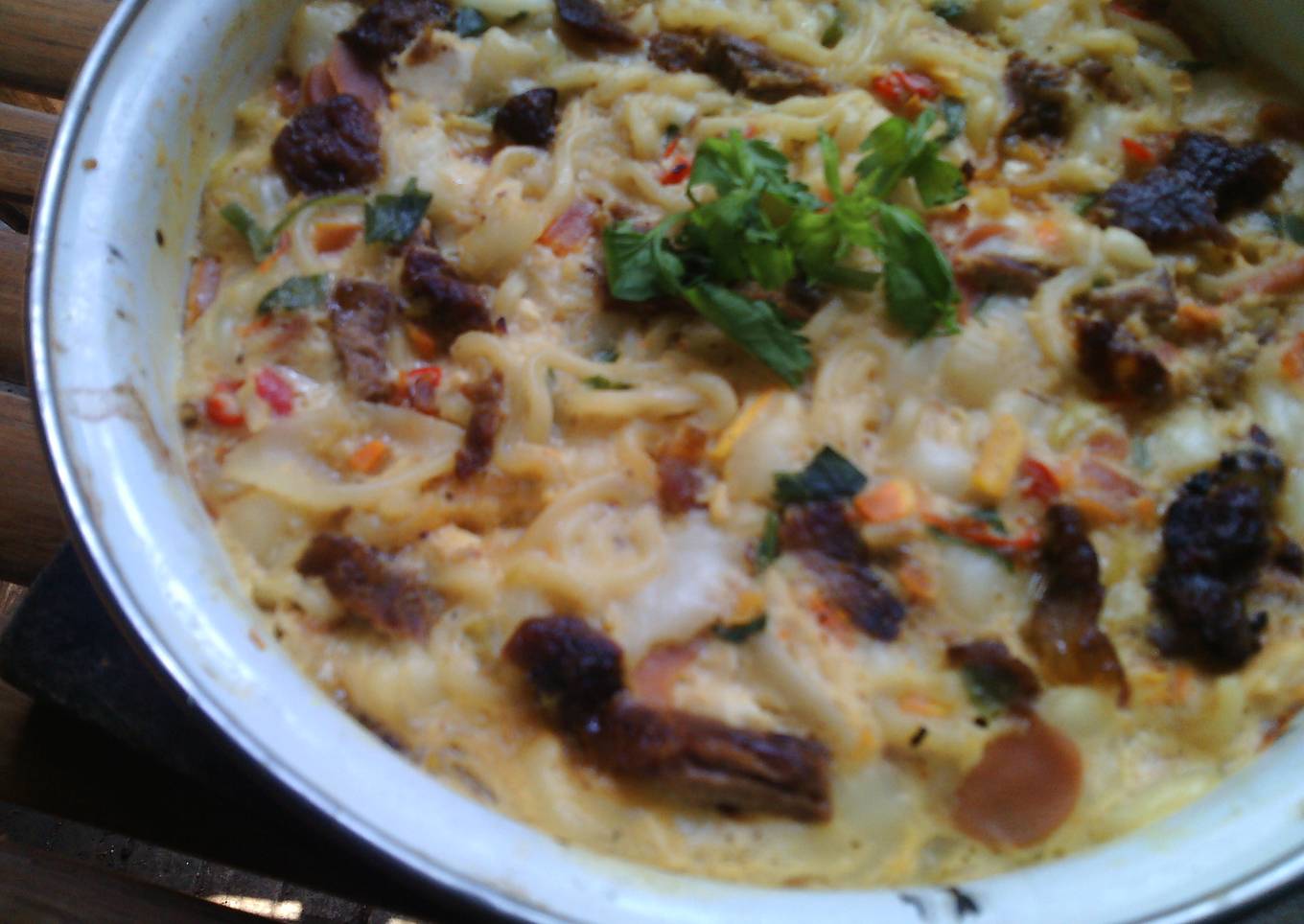 Macaroni Scotel with Grilled Beef ala Lala
