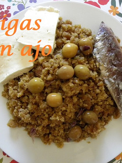 Una foto de Migas con ajo