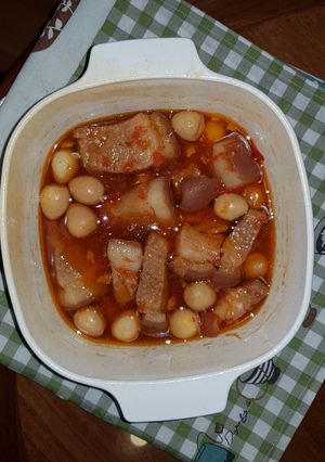 Hình của món Thịt heo kho tàu.