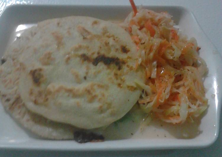 Pupusas Salvadoreñas, hechas pr una Catracha (Hondureña)