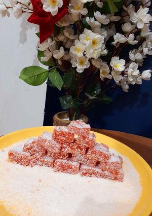A picture of Sweet tomatoes candy.
