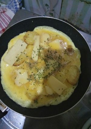 Foto resep Pizza kentang a.k.a telor dadar kentang