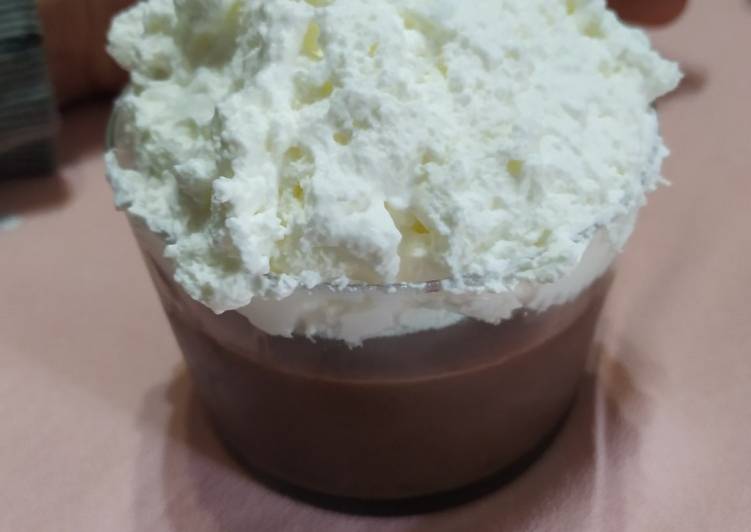Flan de chocolate y nata