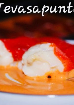 A picture of Piquillo Peppers Stuffed with Cod 🐟.