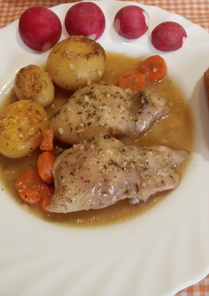 Una foto de Muslitos de pollo o Contramuslos al Ajo y Limón al Horno