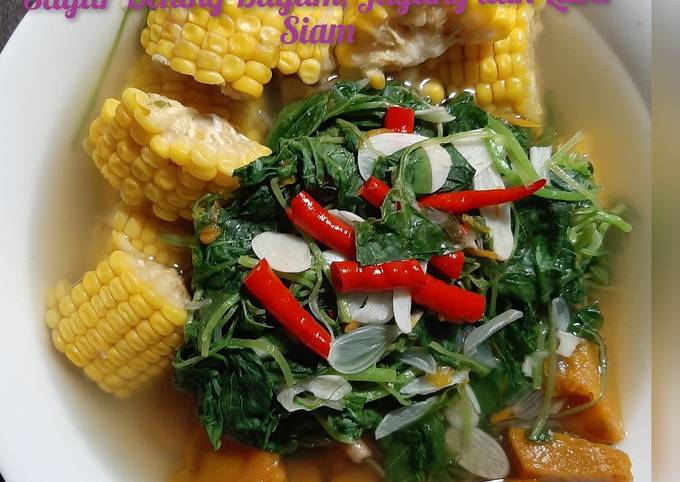 Bagaimana Membuat Sayur Bening Bayam-Jagung-Labu Kuning yang Lezat