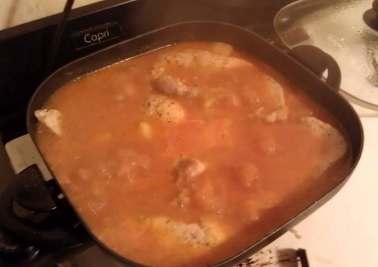 5 Easy Dinner roasted garlic potatoes and pork chops…