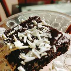 சாக்லேட் கேக் (brownie recipe in tamil) செய்முறை முக்கிய புகைப்படம்