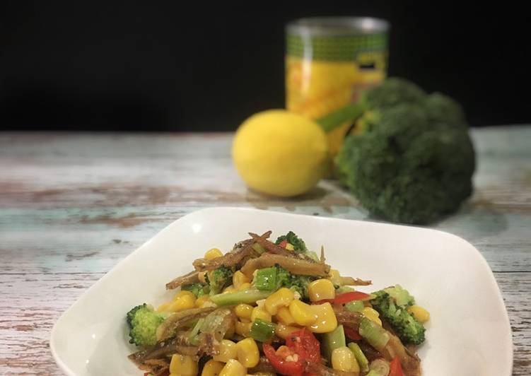 Cara Mudah Buat Salad Jagung &amp; Brokoli yang Murah