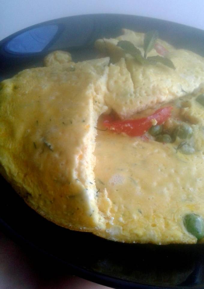 Омлет с творогом и овощами