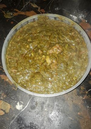 A picture of Mutton saag.