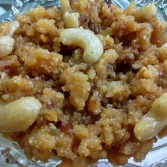 A picture of Moong Daal Halwa.