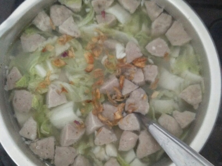 Cara Gampang Membuat Cah sawi putih bakso Anti Gagal