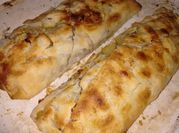 Una foto de strudel de manzana sin harina