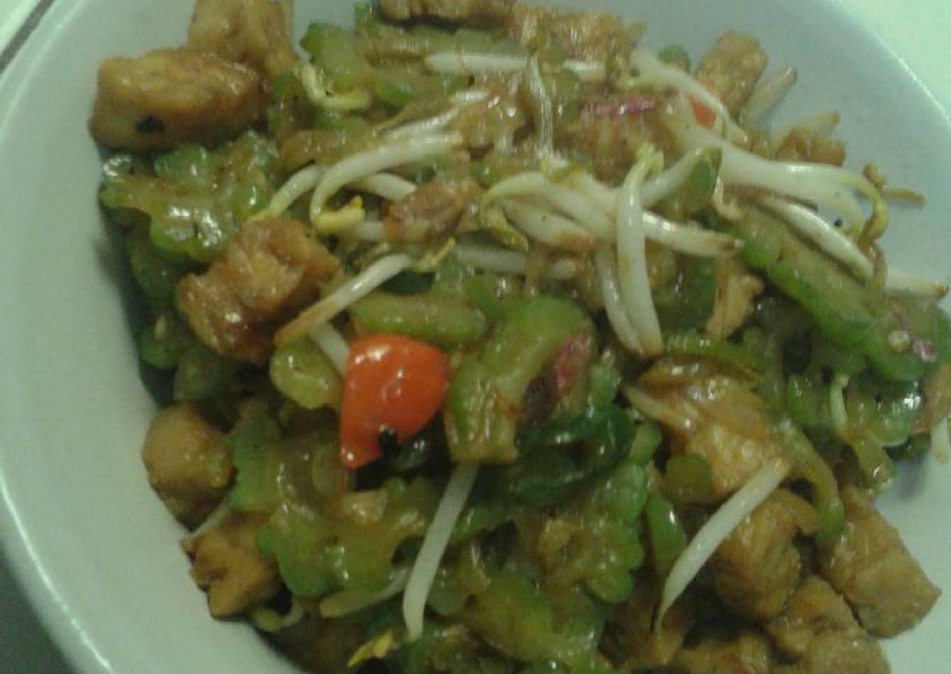 Tumis pare pedas manis