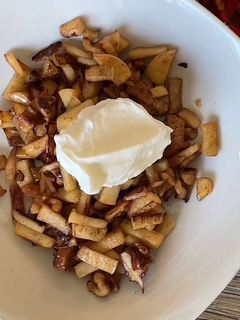 A picture of Hot Honey & Walnut Apples.