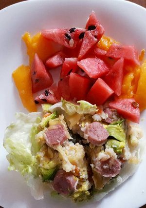 A picture of Lettuce wrap.
