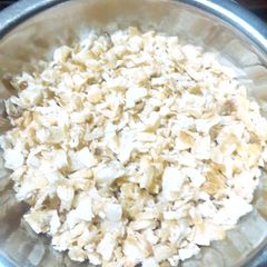 A picture of Nutty Flakes.