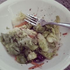 A picture of Easy salad.