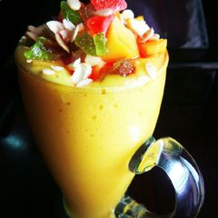 A picture of Mango smoothie.