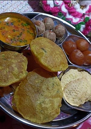 मसाला पुरी (masala poori recipe in Hindi) रेसिपी मुख्य फोटो