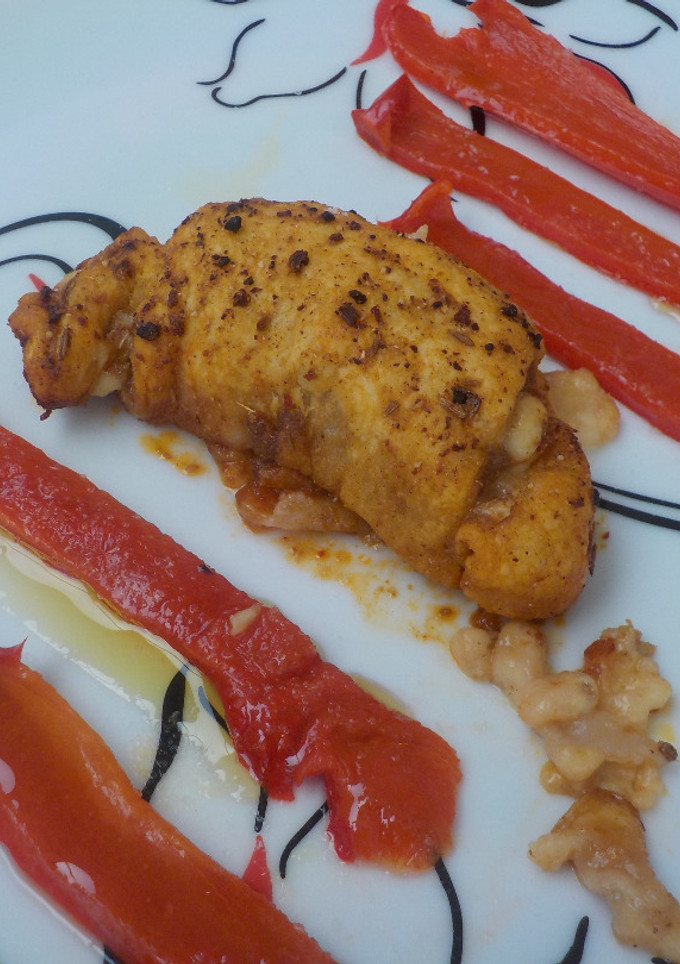 Una foto de Croissant de carne con pimiento asado