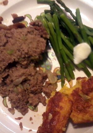 A picture of Tender and Juicy Meatloaf (mama db).