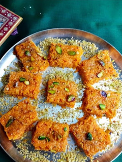 A picture of Gajar Halwa Burfi/ Carrot Burfi.