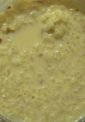 Una foto de Arroz con leche y alamendras