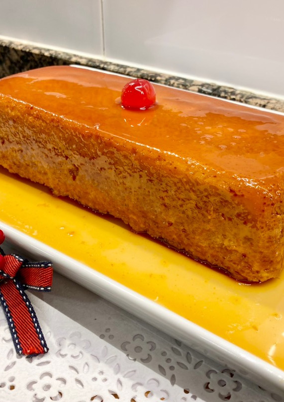 Una foto de Pudín con coca maría de almendras al Pedro Ximénez