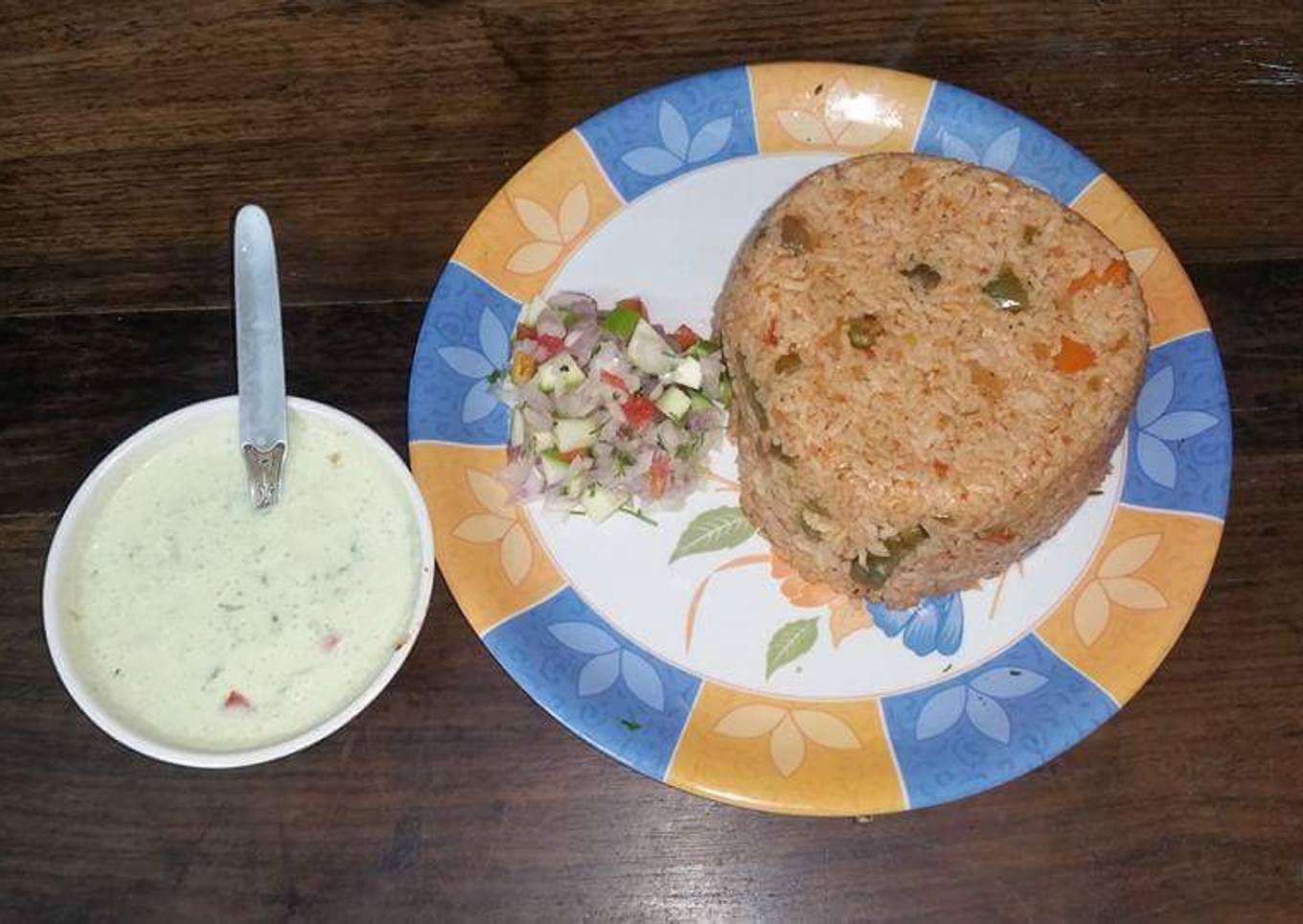 Tawa Pulav with Haryali Raita